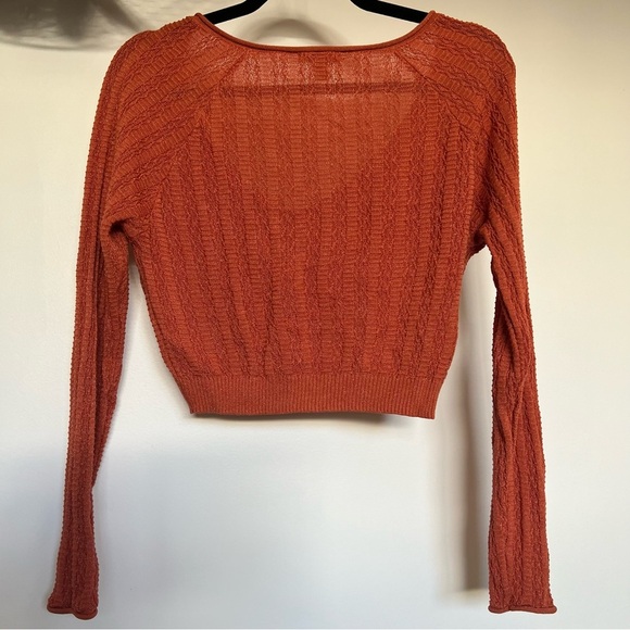 Amuse Society V-Neck Crop Top Sweater - Picture 9 of 9